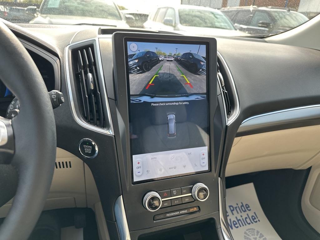 used 2024 Ford Edge car, priced at $30,900