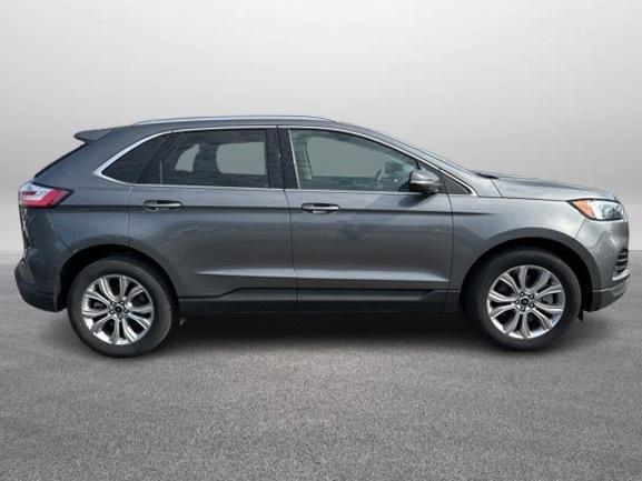 used 2024 Ford Edge car, priced at $30,900