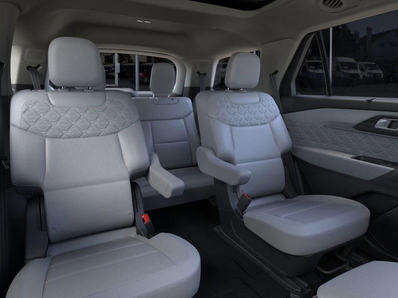 new 2025 Ford Explorer car, priced at $54,628