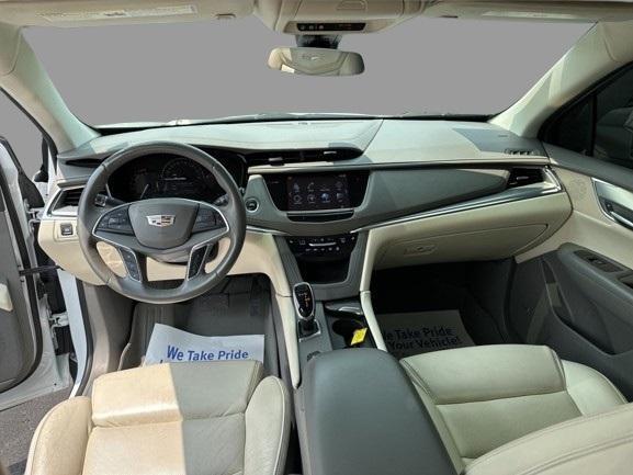 used 2017 Cadillac XT5 car, priced at $15,900