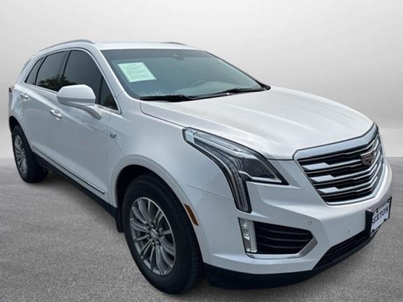 used 2017 Cadillac XT5 car, priced at $15,900