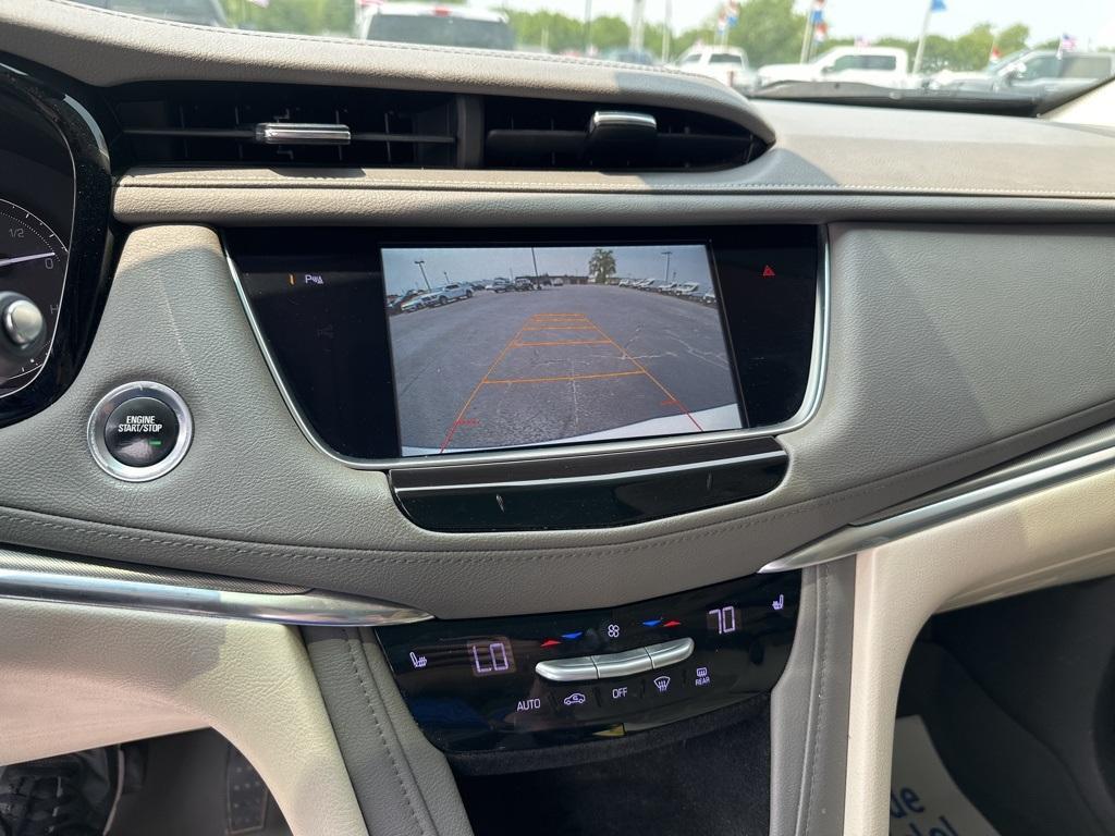 used 2017 Cadillac XT5 car, priced at $15,900