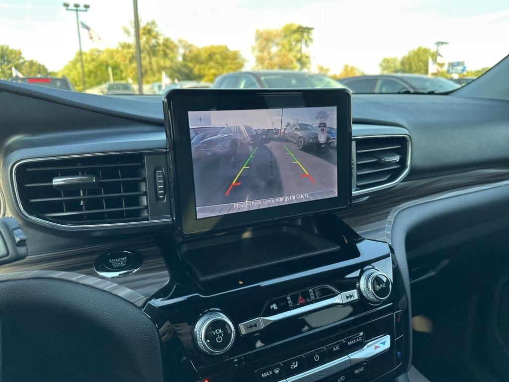 used 2024 Ford Explorer car, priced at $35,900