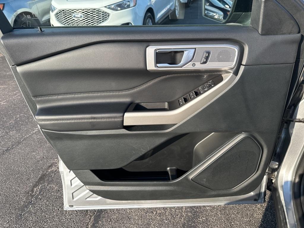 used 2024 Ford Explorer car, priced at $35,900