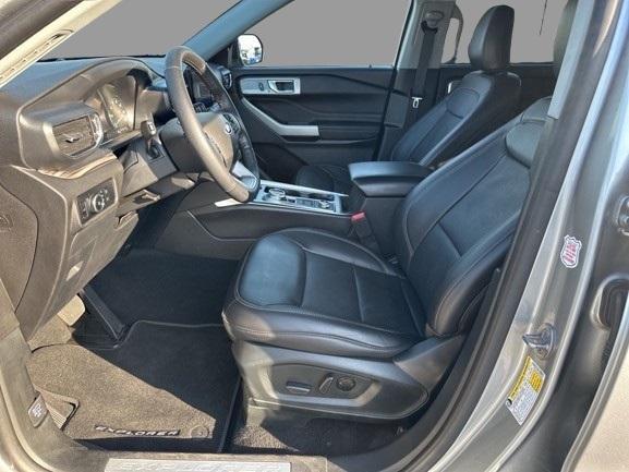 used 2024 Ford Explorer car, priced at $35,900
