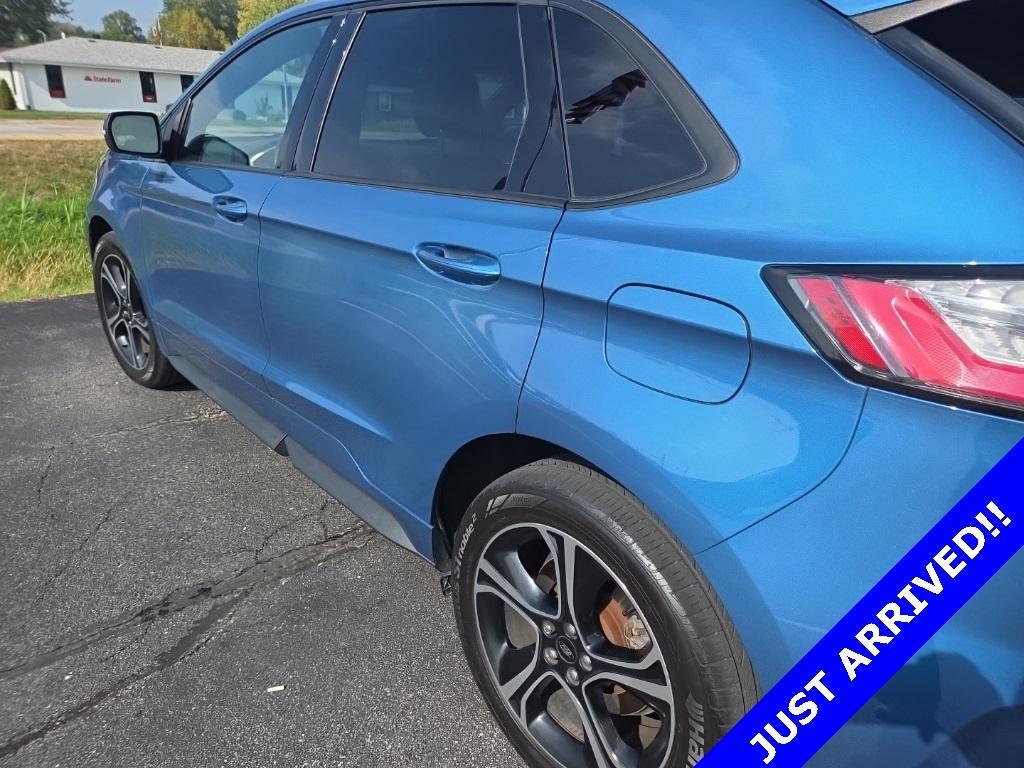 used 2019 Ford Edge car, priced at $22,500