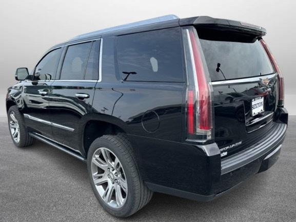 used 2016 Cadillac Escalade car, priced at $32,400