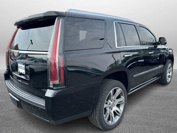used 2016 Cadillac Escalade car, priced at $32,400