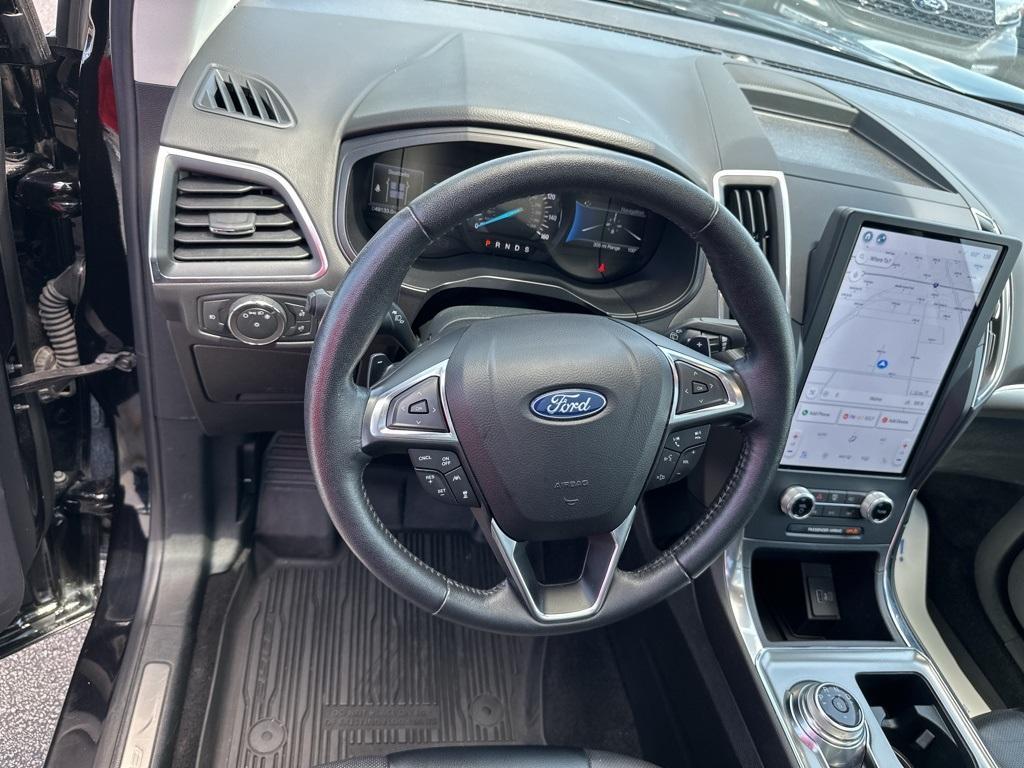 used 2022 Ford Edge car, priced at $27,200