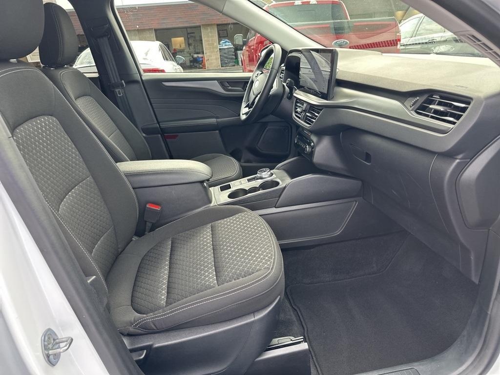used 2024 Ford Escape car, priced at $24,900