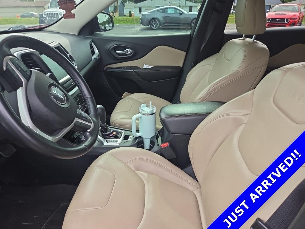 used 2016 Jeep Cherokee car, priced at $15,900