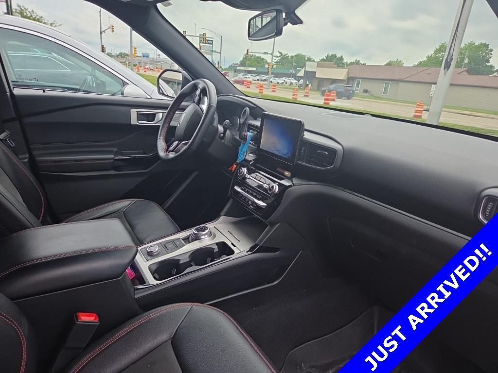 used 2023 Ford Explorer car, priced at $39,900