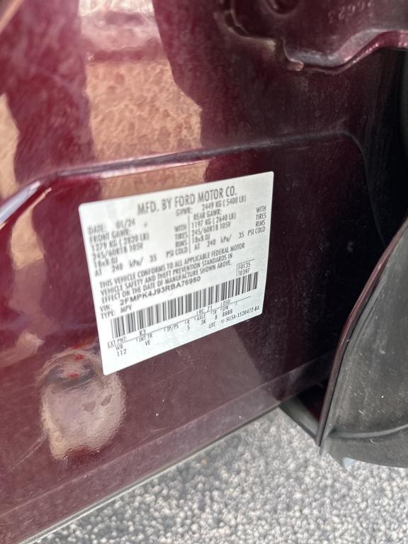 used 2024 Ford Edge car, priced at $25,901