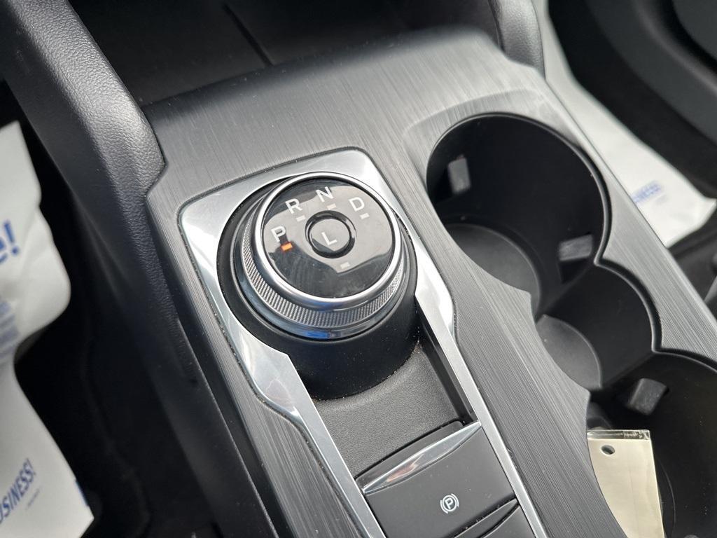 used 2022 Ford Escape car, priced at $21,900
