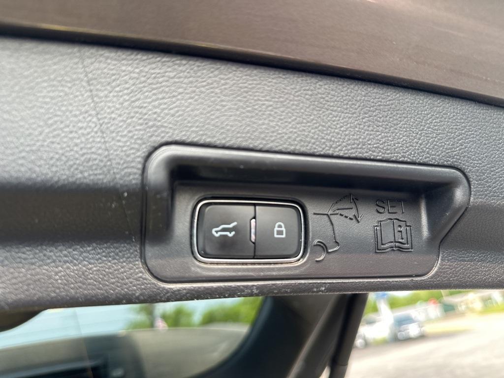 used 2021 Ford Explorer car, priced at $36,900