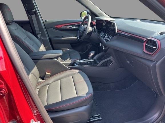used 2025 Chevrolet TrailBlazer car, priced at $31,900