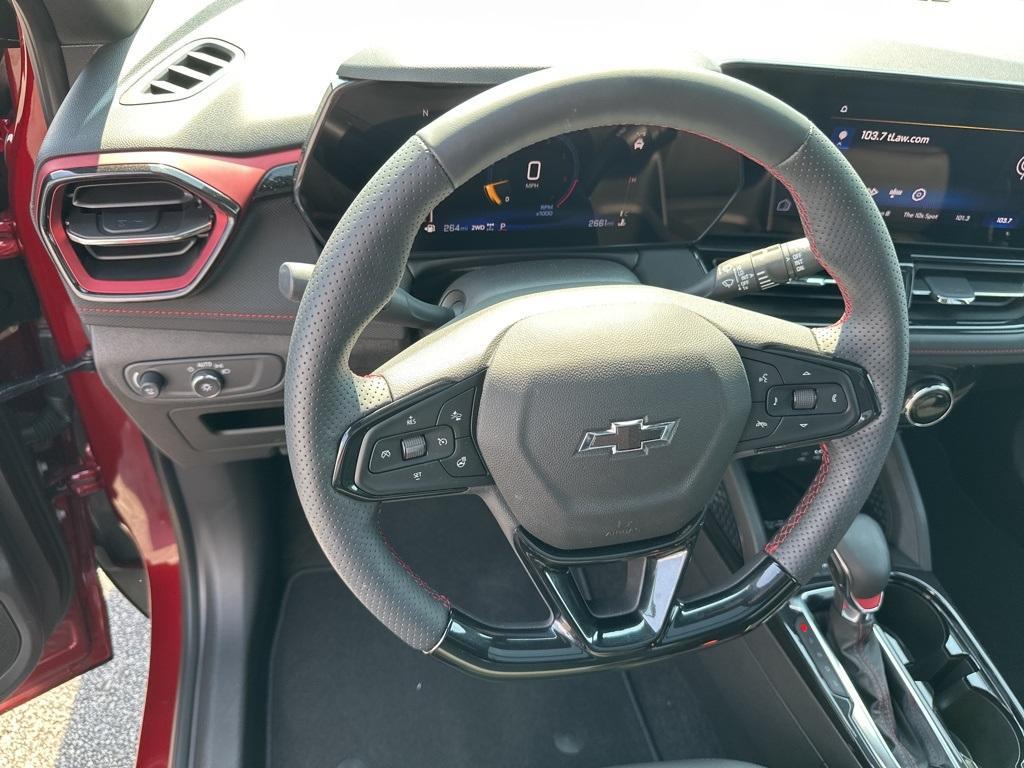 used 2025 Chevrolet TrailBlazer car, priced at $31,900