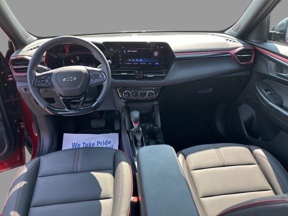 used 2025 Chevrolet TrailBlazer car, priced at $31,900