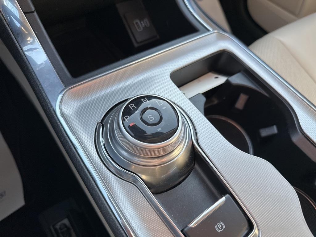 used 2022 Ford Edge car, priced at $27,901