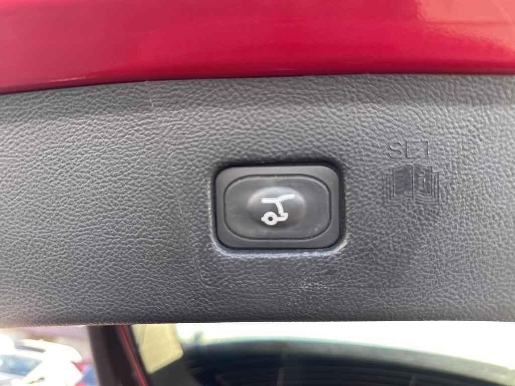 used 2022 Ford Edge car, priced at $27,901