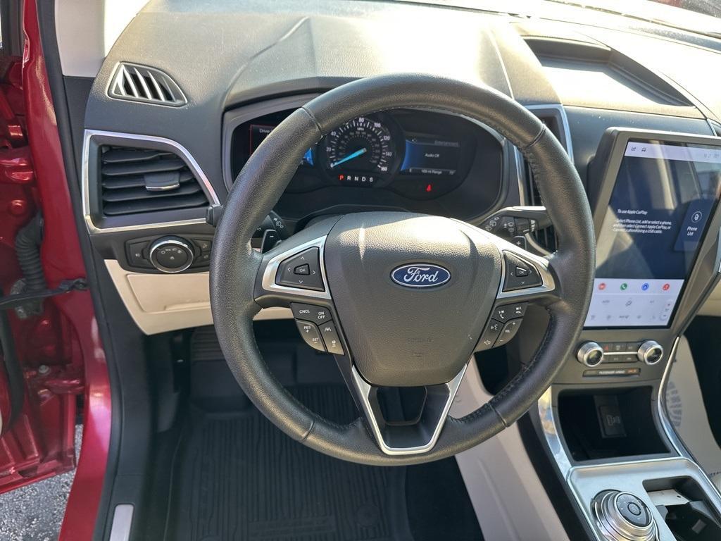 used 2022 Ford Edge car, priced at $27,901