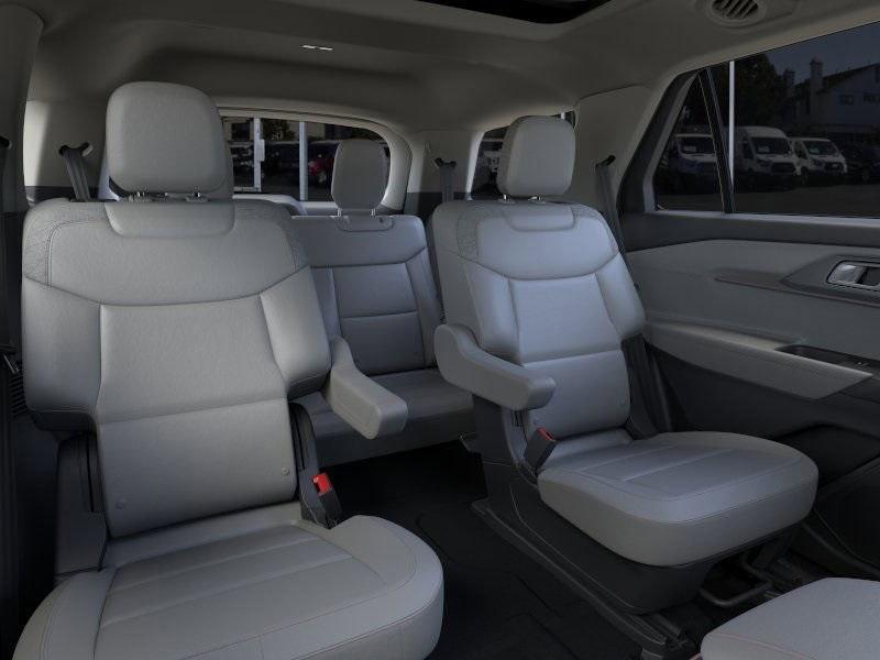 new 2025 Ford Explorer car, priced at $49,665