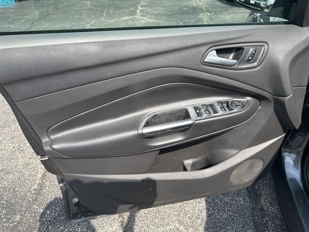 used 2017 Ford Escape car, priced at $10,900