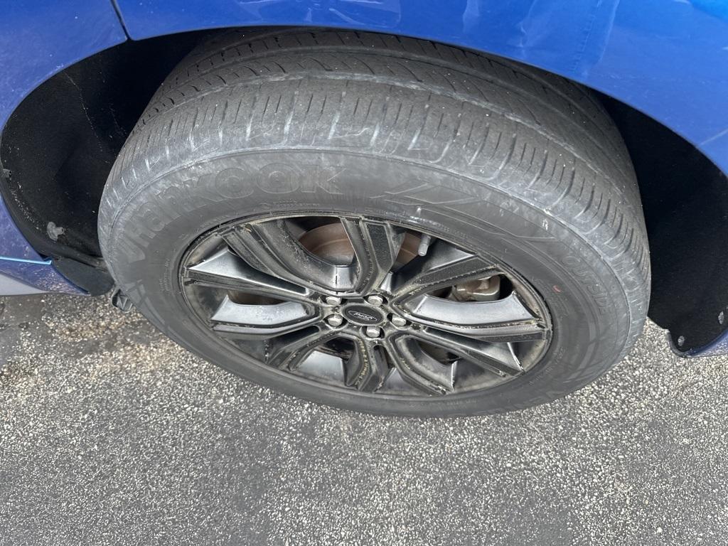 used 2022 Ford Edge car, priced at $24,500