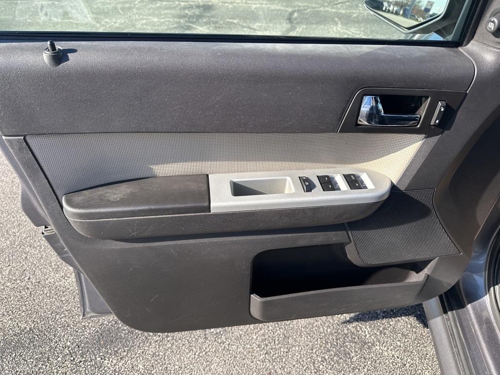 used 2011 Mercury Mariner car, priced at $4,900