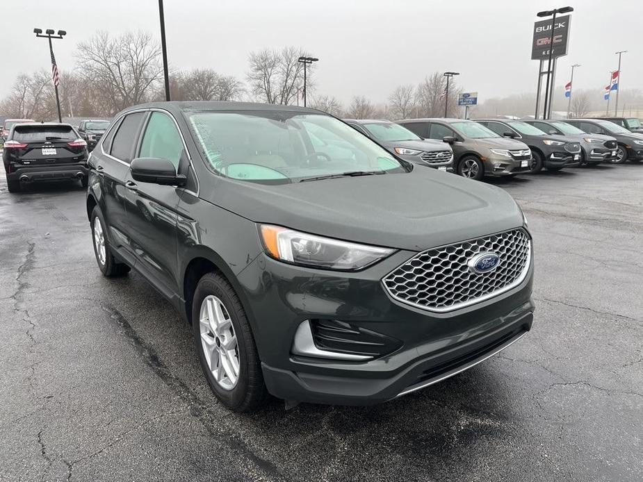 used 2024 Ford Edge car, priced at $32,500