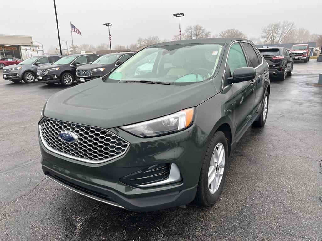 used 2024 Ford Edge car, priced at $32,500