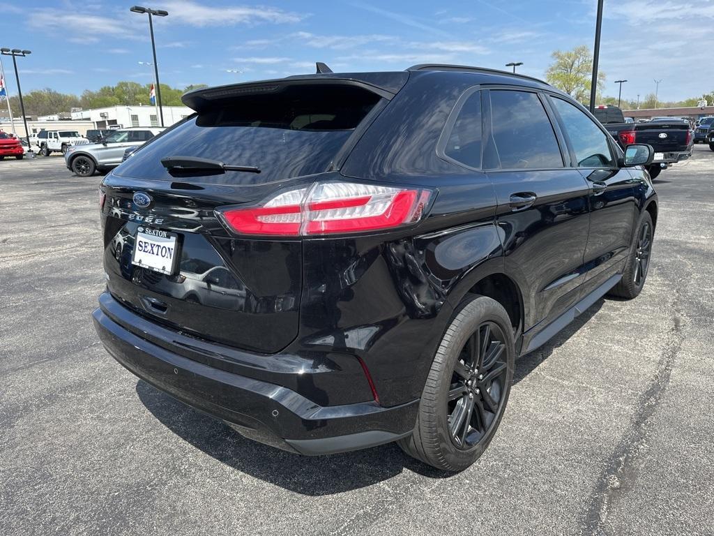 used 2022 Ford Edge car, priced at $30,900