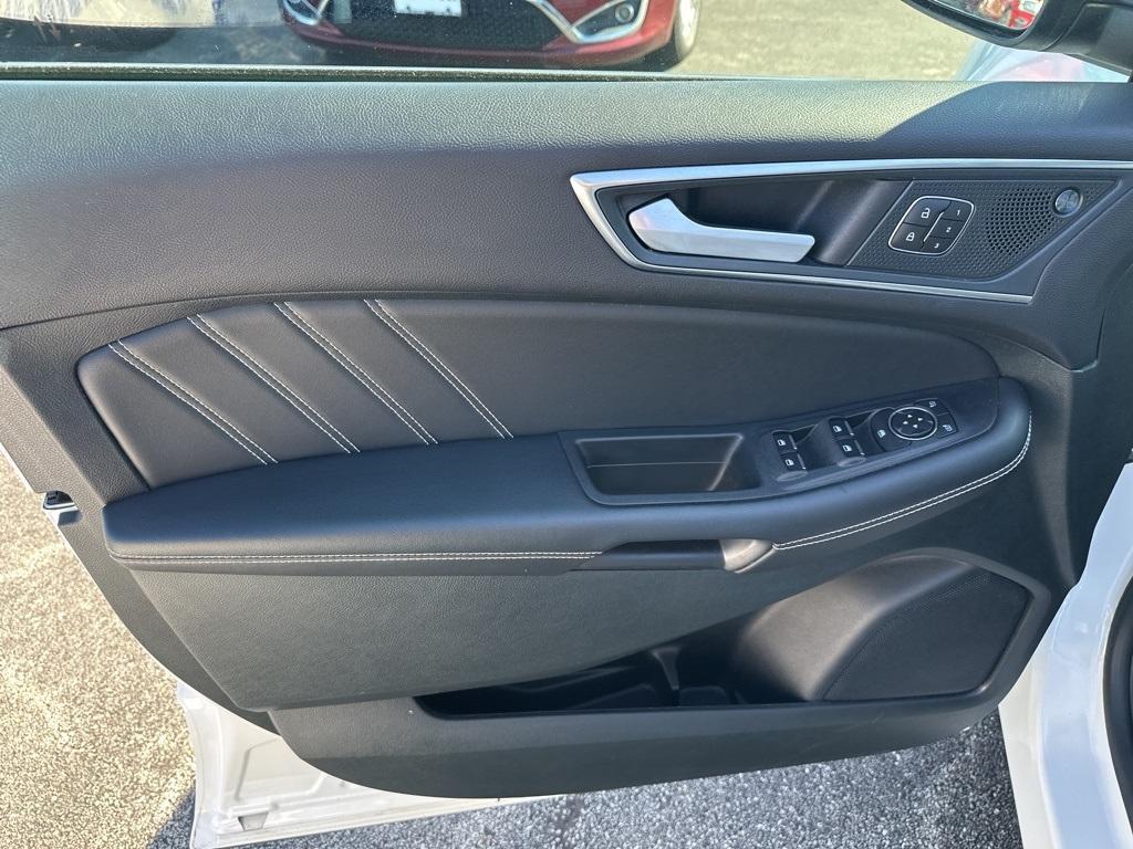 used 2024 Ford Edge car, priced at $38,500