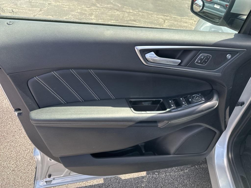 used 2019 Ford Edge car, priced at $19,100