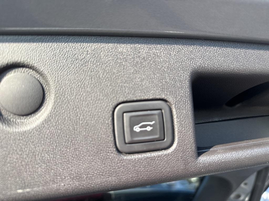 used 2024 Chevrolet Equinox car, priced at $24,600