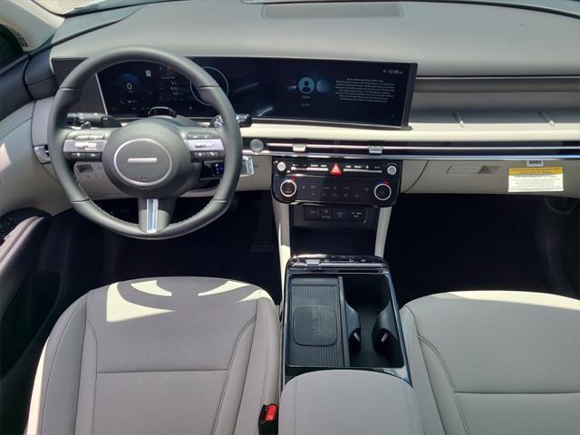 new 2025 Hyundai TUCSON Hybrid car, priced at $37,770