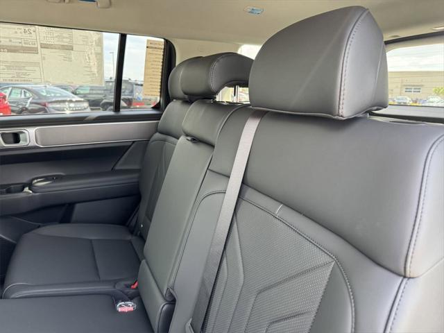 new 2025 Hyundai Santa Fe car, priced at $35,510