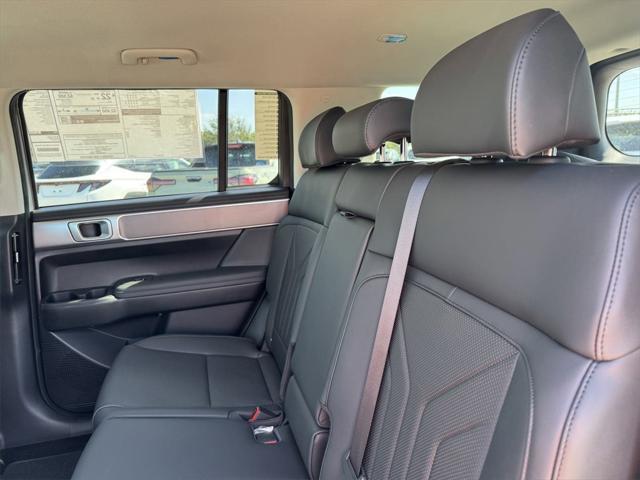 new 2025 Hyundai Santa Fe car, priced at $40,000