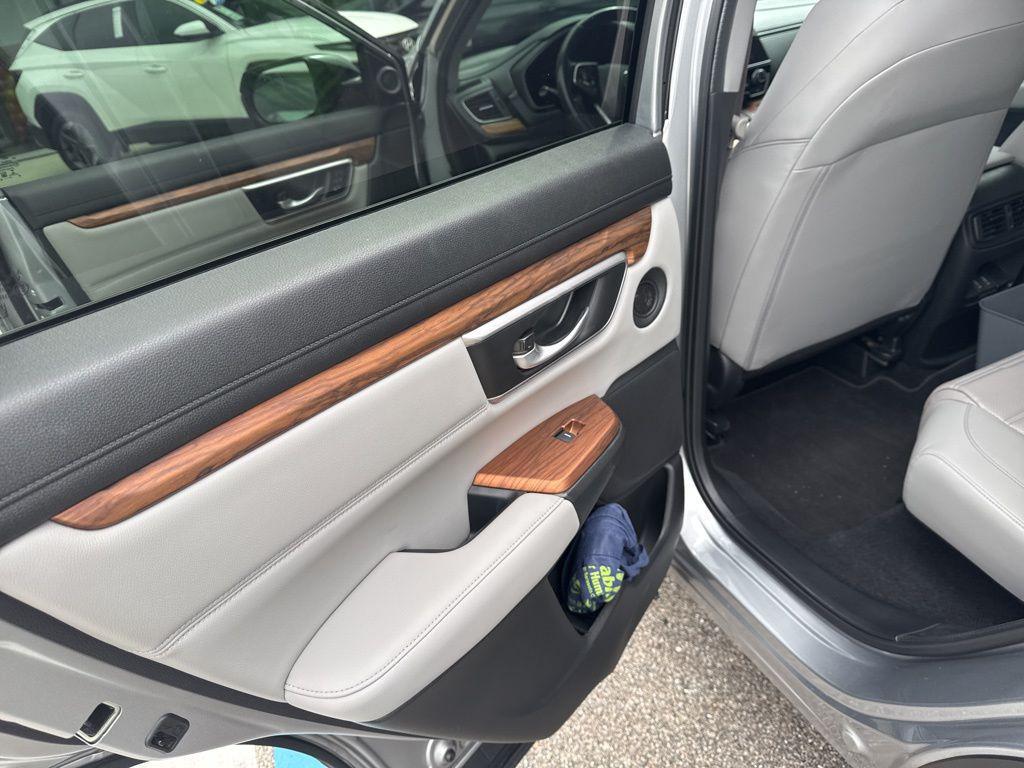 used 2020 Honda CR-V Hybrid car, priced at $21,546