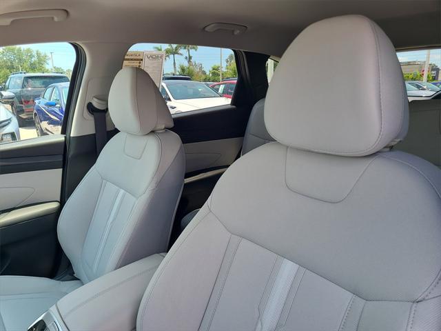 new 2025 Hyundai Tucson car, priced at $30,061