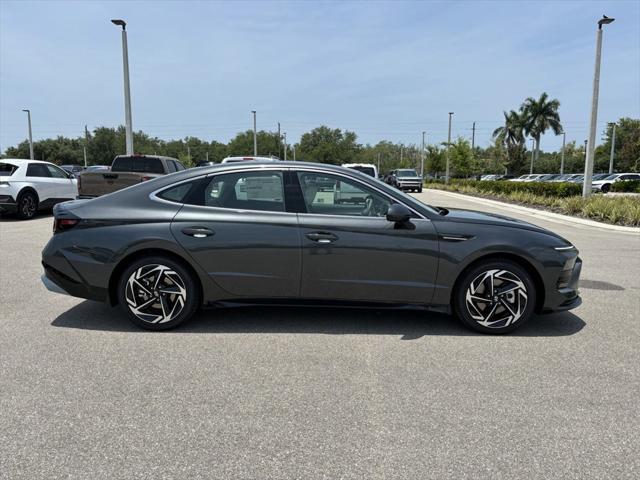 new 2024 Hyundai Sonata car, priced at $30,932