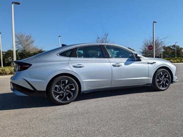 new 2024 Hyundai Sonata car, priced at $21,557