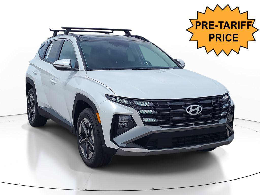 new 2025 Hyundai TUCSON Hybrid car, priced at $33,435