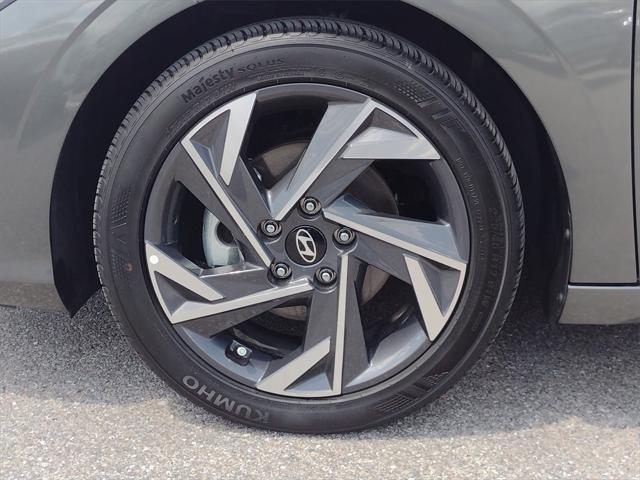 new 2025 Hyundai Elantra car, priced at $24,596