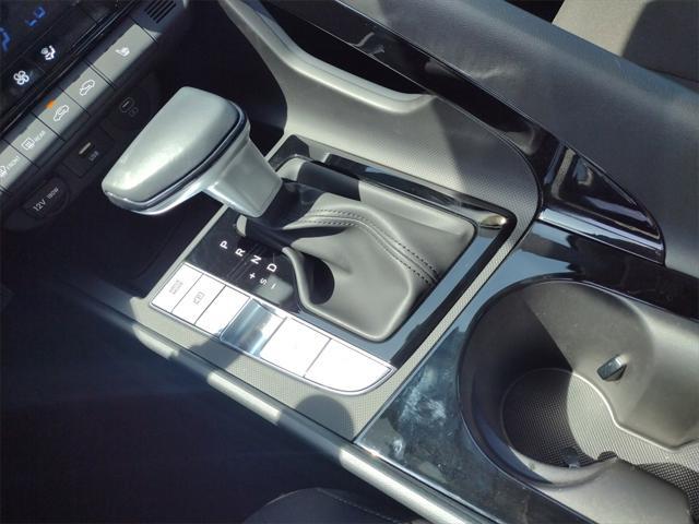 new 2025 Hyundai Elantra car, priced at $24,596