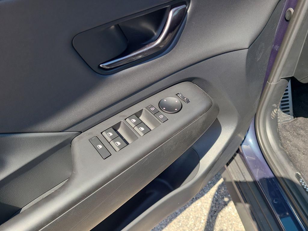 new 2025 Hyundai Kona car, priced at $24,318