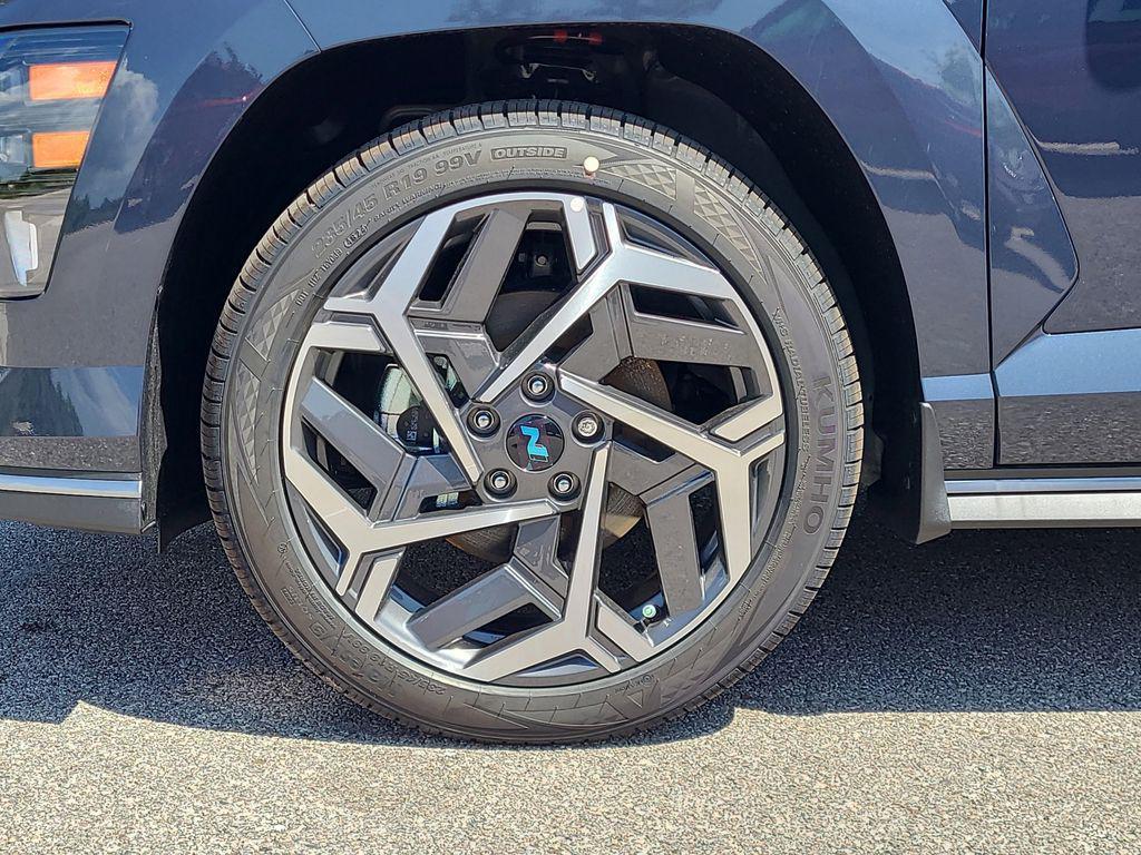 new 2025 Hyundai Kona car, priced at $24,318