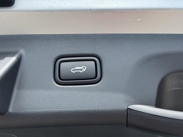 new 2025 Hyundai TUCSON Hybrid car, priced at $36,277