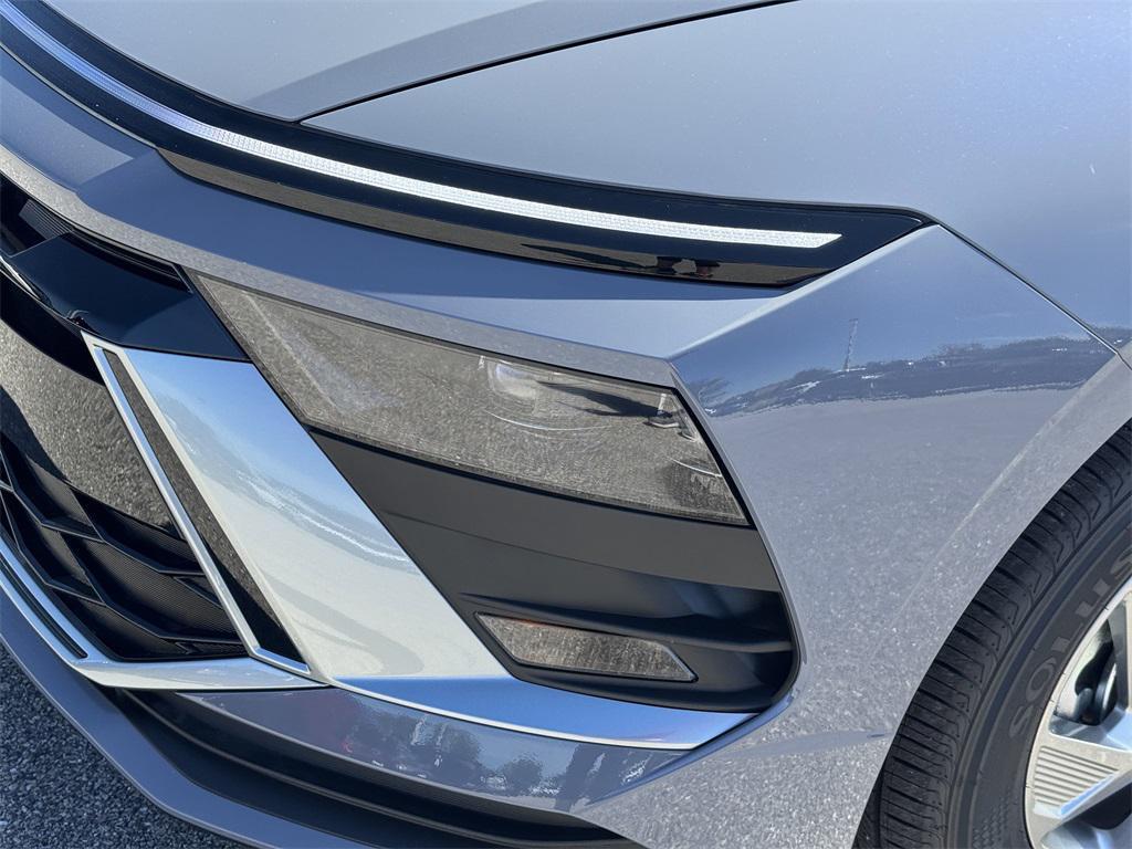 new 2025 Hyundai Sonata car, priced at $25,733