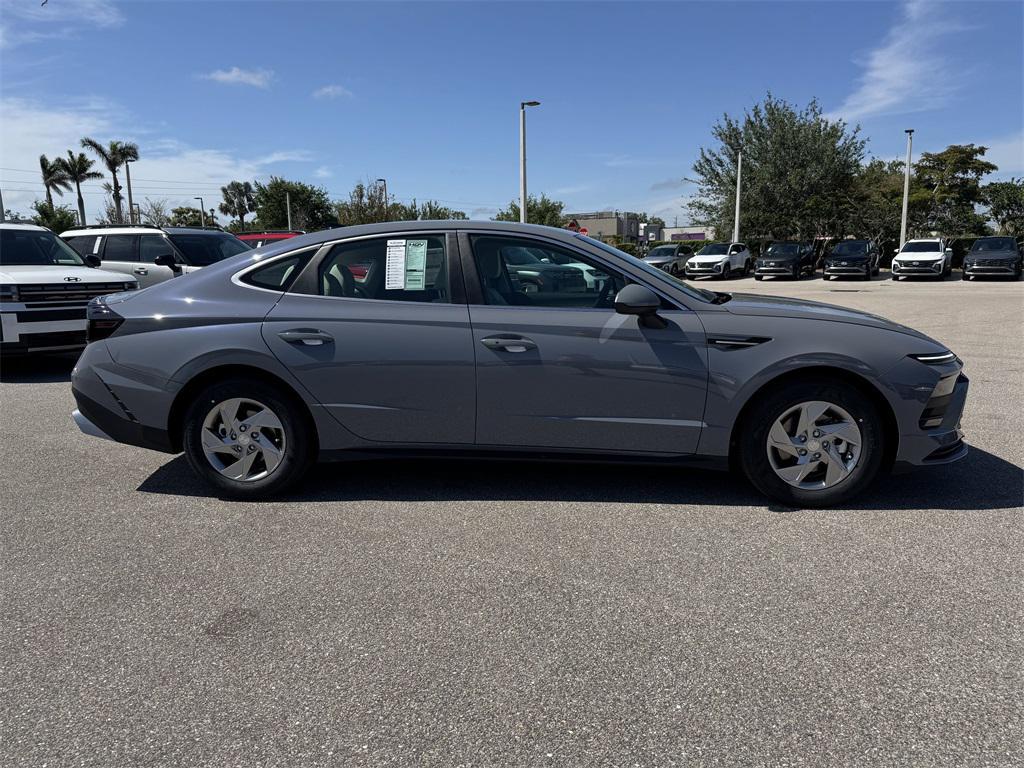 new 2025 Hyundai Sonata car, priced at $25,733